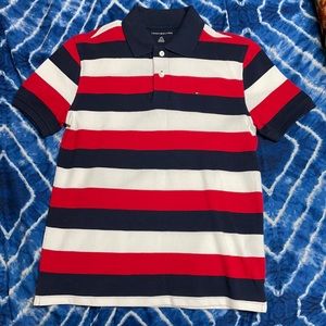 Tommy Hilfiger colored shirt, has not been worn before, without a tag.
